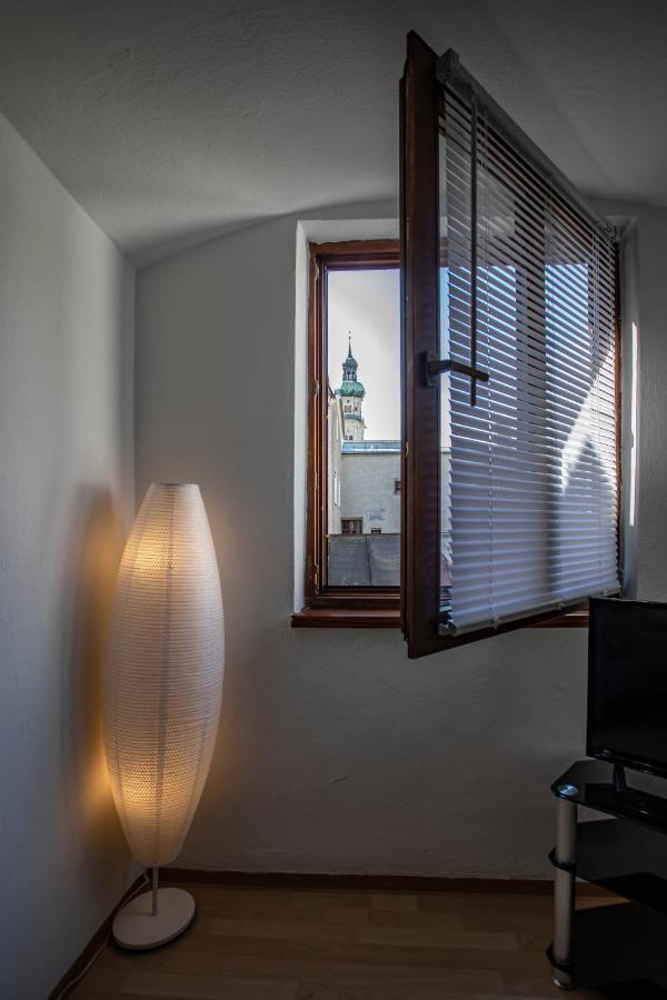 Old Town Studio Apartment ฮัลล์อินทีโรล ภายนอก รูปภาพ