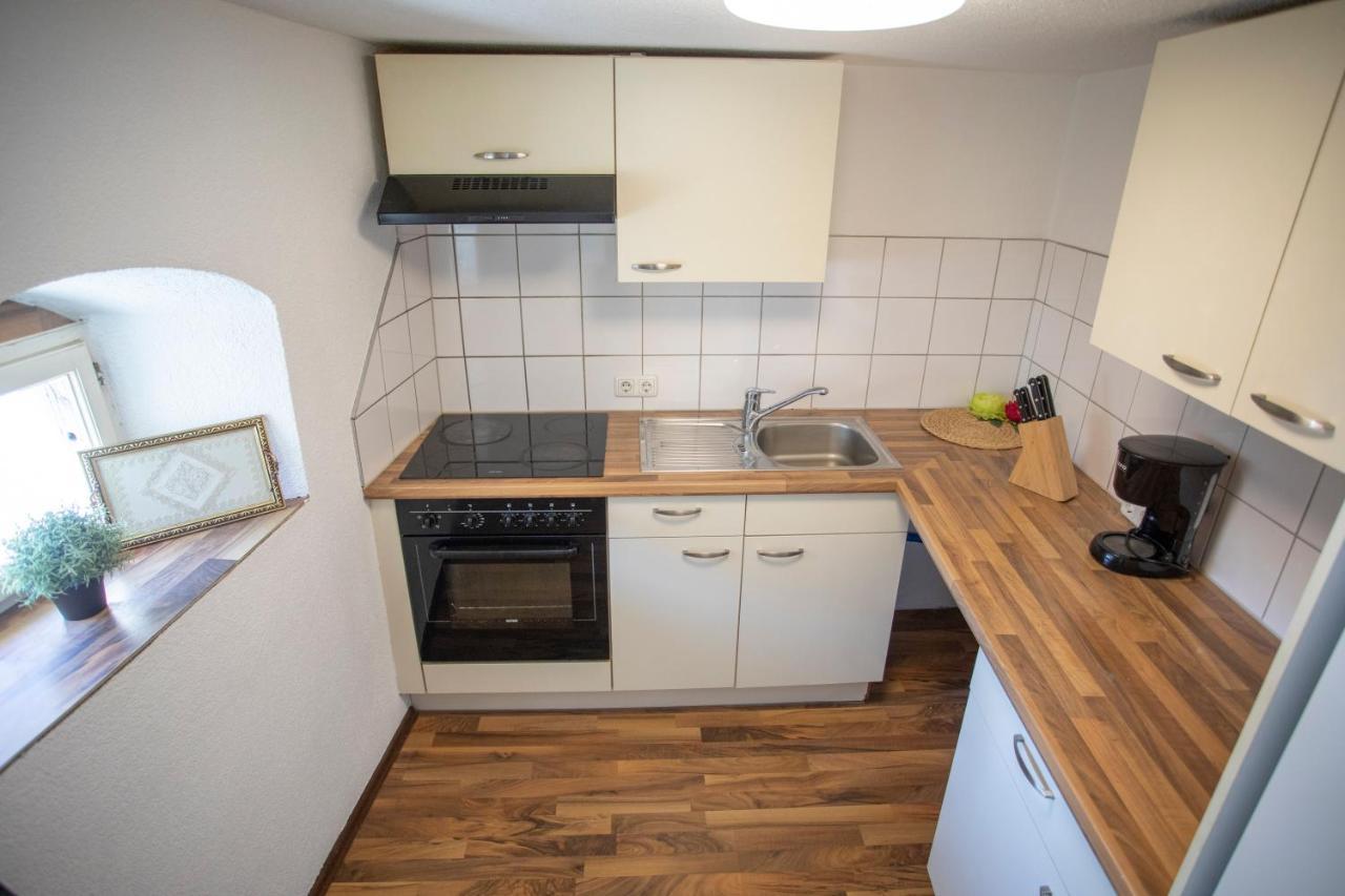 Old Town Studio Apartment ฮัลล์อินทีโรล ภายนอก รูปภาพ