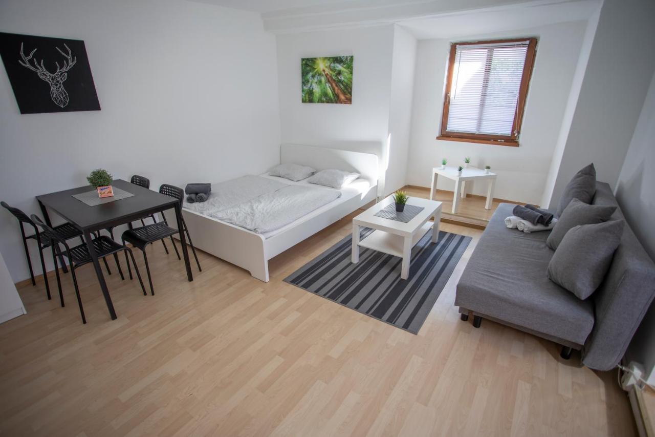 Old Town Studio Apartment ฮัลล์อินทีโรล ภายนอก รูปภาพ