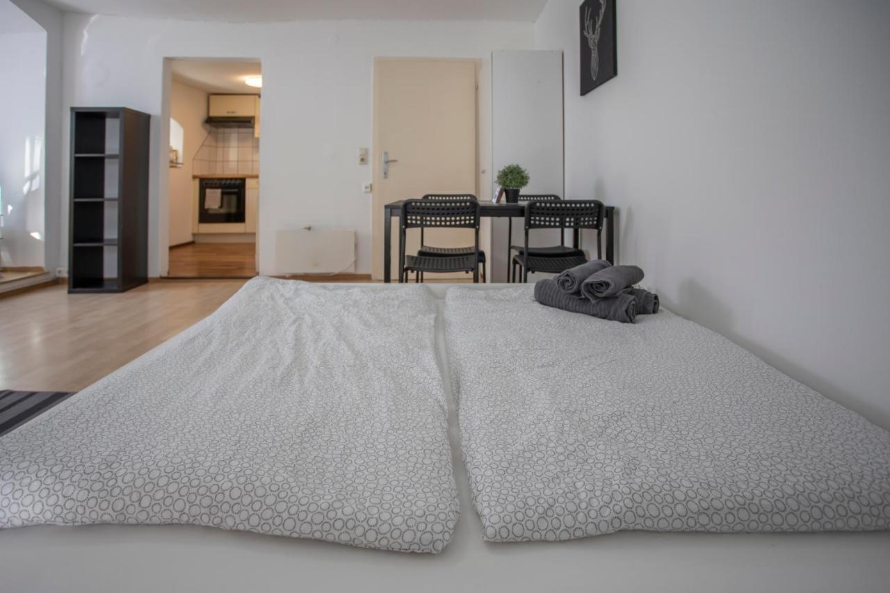 Old Town Studio Apartment ฮัลล์อินทีโรล ภายนอก รูปภาพ