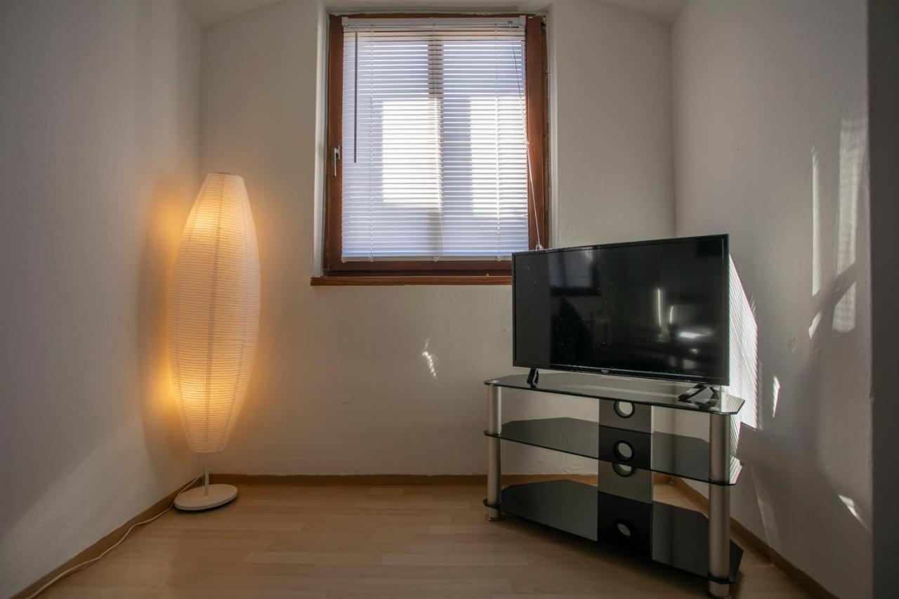 Old Town Studio Apartment ฮัลล์อินทีโรล ภายนอก รูปภาพ