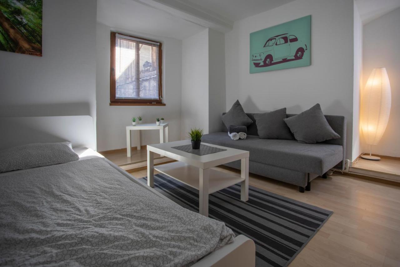 Old Town Studio Apartment ฮัลล์อินทีโรล ภายนอก รูปภาพ